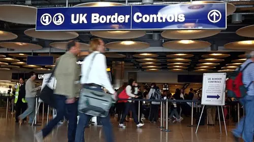 imigração em londres, imigração em heathrow, imigração no reino unido, imigração londres